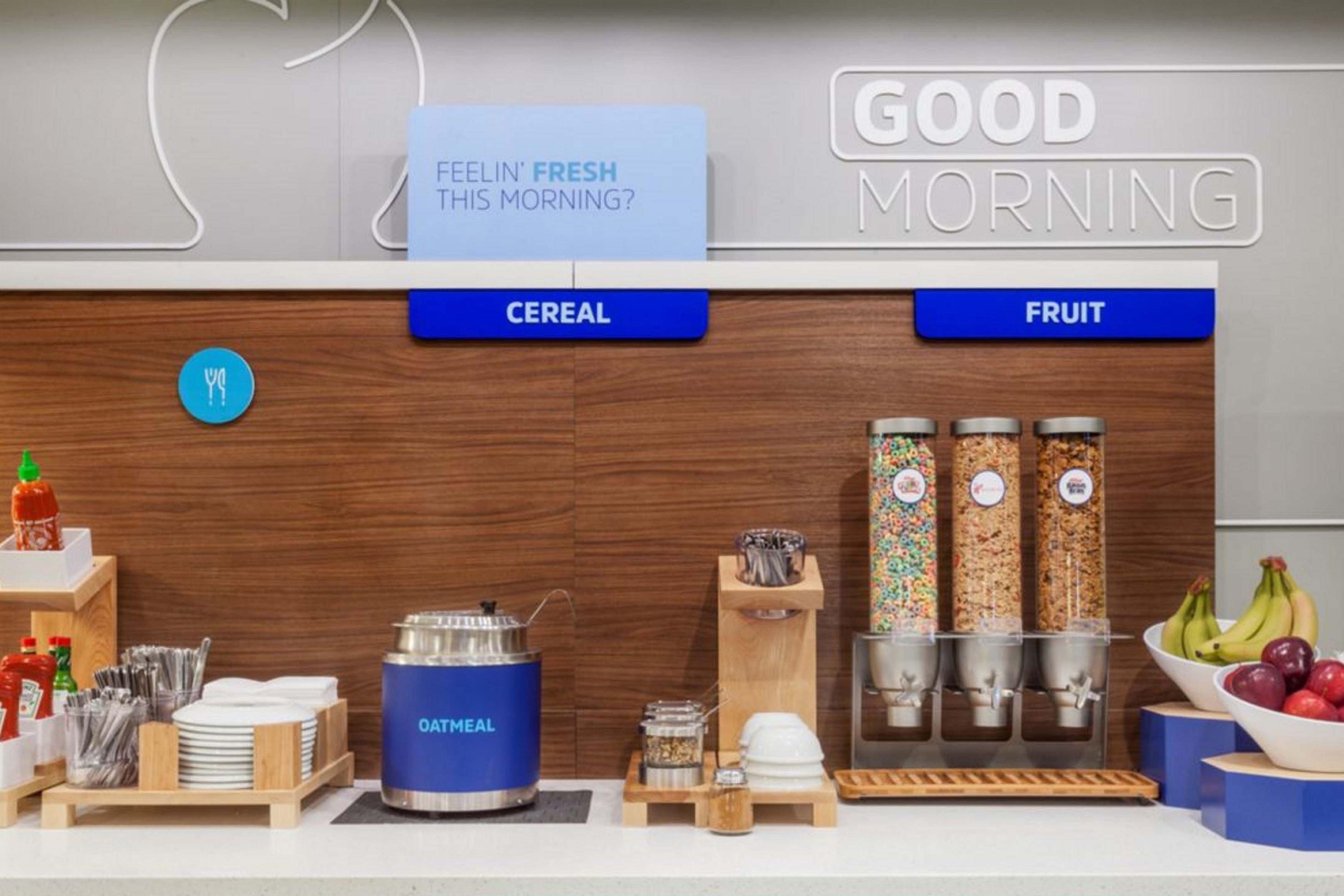 Holiday Inn Express & Suites Cleveland/Westlake By Ihg Eksteriør bilde