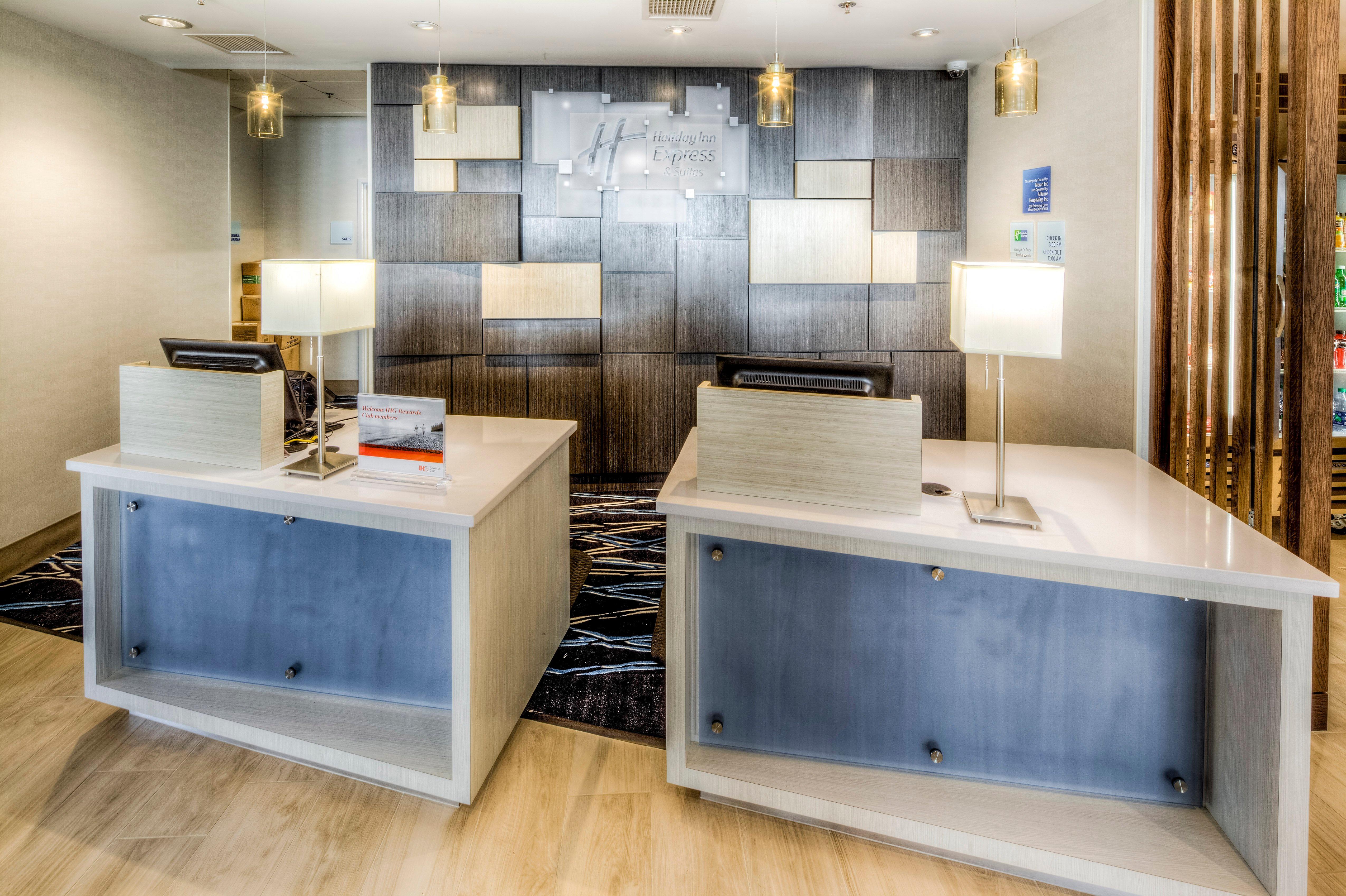 Holiday Inn Express & Suites Cleveland/Westlake By Ihg Eksteriør bilde