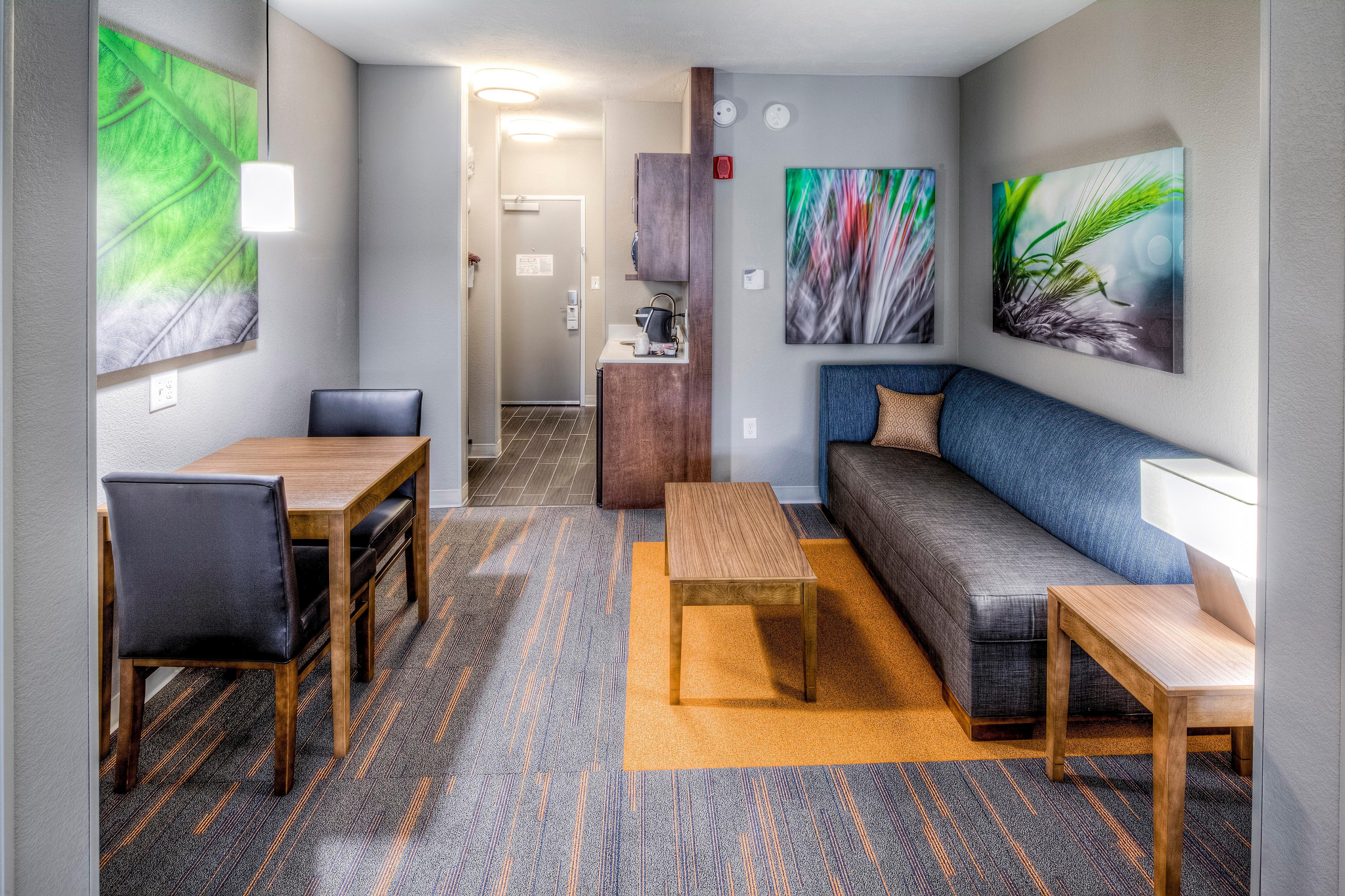 Holiday Inn Express & Suites Cleveland/Westlake By Ihg Eksteriør bilde
